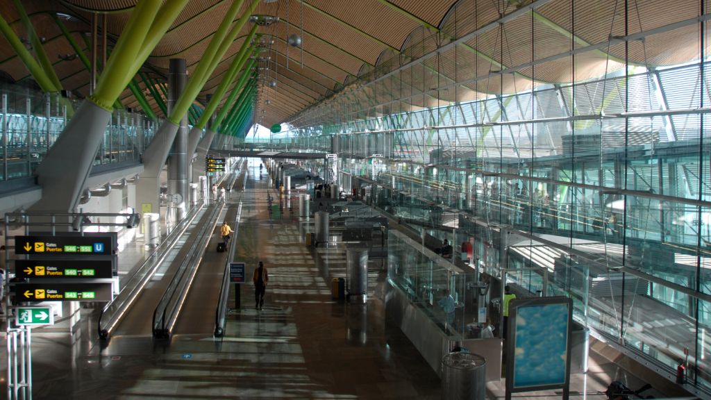 new direct flights from spain