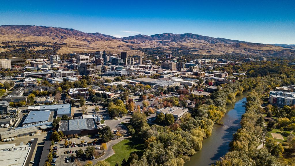 direct flights to idaho boise airport